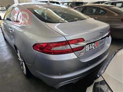 جاكوار XF